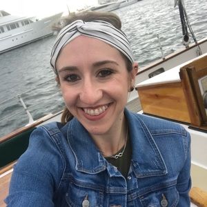 Meet your Posher, Rebecca